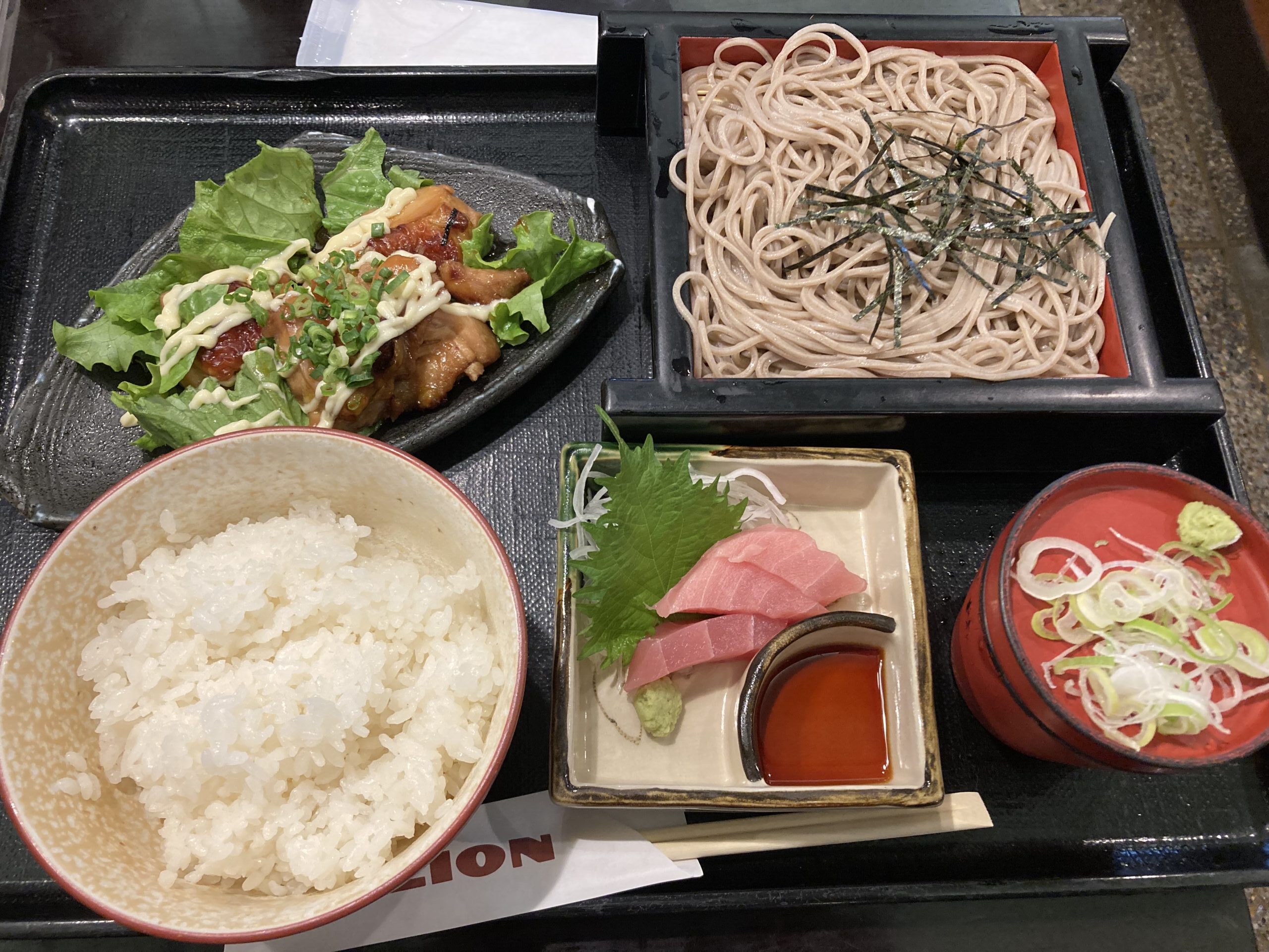 名古屋駅 ランチ そば割烹 安曇野庵 地下鉄名駅店 ランチ定食をゆっくり食べるには最適です 岡崎もなぺ